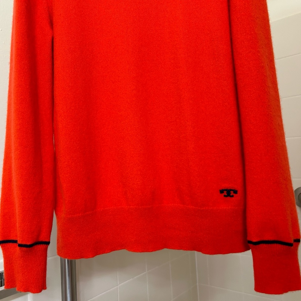 $378 Tory Burch Women Cashmere Pullover Red/Tory Navy size M - Picture 8 of 16